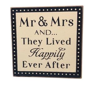 Home Accents Holiday Home ‘Mr. & Mrs. And… Lived Happily Ever After’ Sign Frame